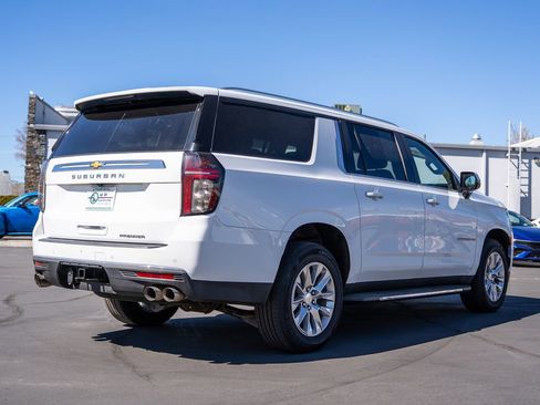 Used 2023 Chevrolet Suburban Premier AWD/4WD image 7