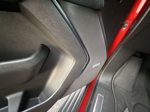 Used 2025 GMC Yukon AT4 image 31