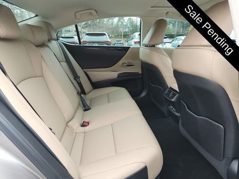 Used 2020 Lexus ES 350 w/ Premium Package image 17