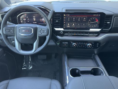 New 2026 GMC Sierra 2500 SLT w/ SLT Premium Package image 24