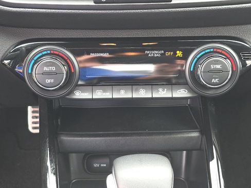 Used 2023 Kia Forte GT-Line w/ GT-Line Technology Package image 19