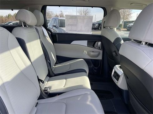 New 2026 Kia Carnival SX Prestige image 21