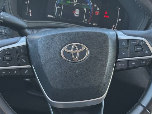 Used 2025 Toyota Grand Highlander FWD image 21