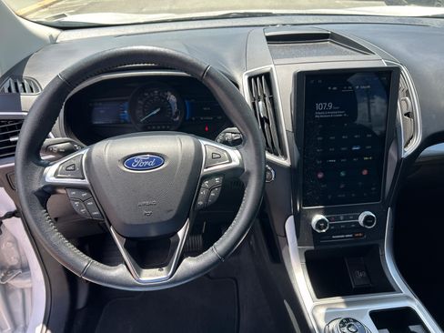 Used 2024 Ford Edge SEL AWD/4WD image 12