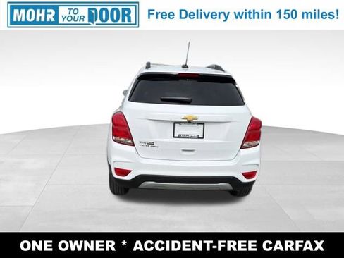 Used 2022 Chevrolet Trax LT w/ LT Convenience Package image 4