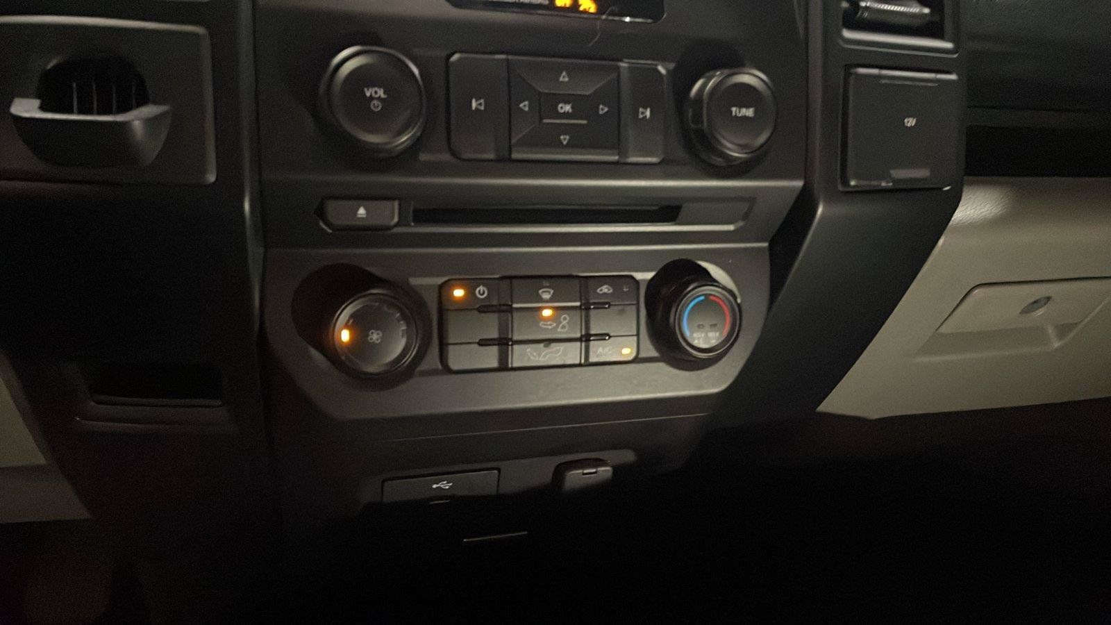 Used 2017 Ford F150 XL w/ Equipment Group 101A Mid RWD image 18