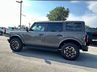 New 2026 Ford Bronco Outer Banks