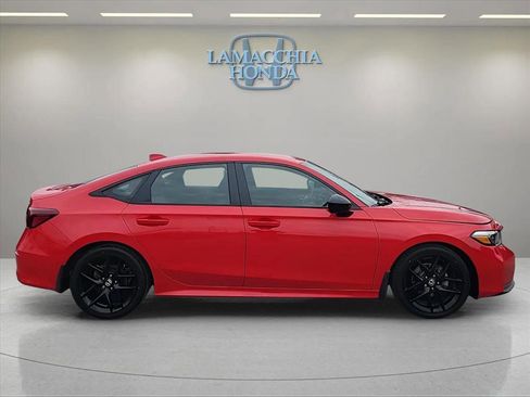 Used 2025 Honda Civic Sport image 6