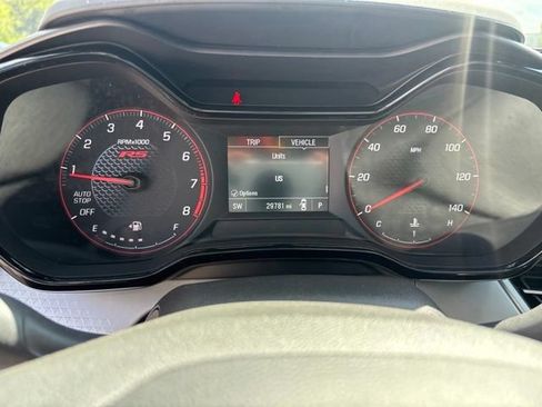 Used 2025 Chevrolet Trax RS w/ Driver Confidence Package FWD image 28