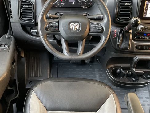 Used 2023 RAM ProMaster 2500 FWD image 18