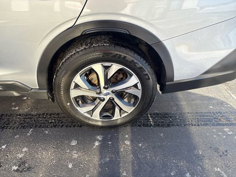 Used 2020 Subaru Outback Limited XT w/ Tech Package 2 image 9