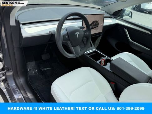 Used 2023 Tesla Model Y Long Range AWD/4WD image 29