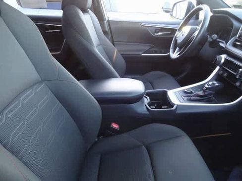 Used 2024 Toyota RAV4 SE w/ Weather & Moonroof Package image 8