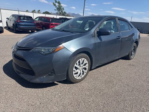 Used 2019 Toyota Corolla LE FWD image 1