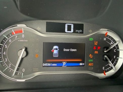 Used 2022 Honda Ridgeline Black Edition image 16