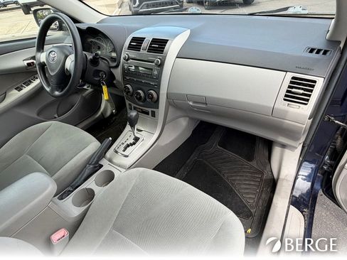 Used 2011 Toyota Corolla LE image 12