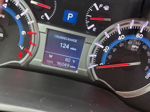 Used 2016 Toyota 4Runner SR5 AWD/4WD image 1