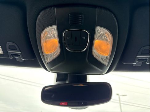 Used 2025 Jeep Compass Trailhawk AWD/4WD image 23