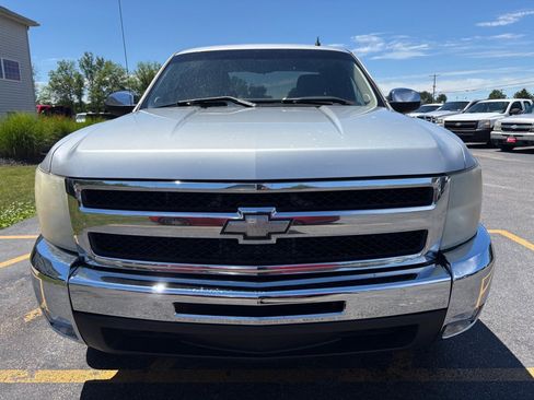 Used 2011 Chevrolet Silverado 1500 LT w/ Florida Edition RWD image 3