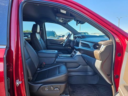 Used 2023 GMC Yukon Denali AWD/4WD image 10