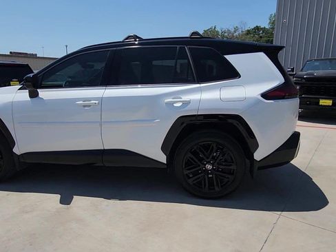 Used 2026 Toyota RAV4 XSE w/ Weather Package AWD/4WD image 6