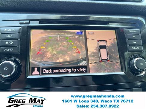 Used 2018 Nissan Rogue SL FWD image 33