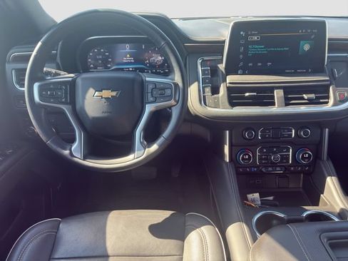 Used 2023 Chevrolet Suburban Premier AWD/4WD image 15