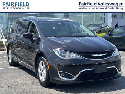 Used 2017 Chrysler Pacifica Touring-L Plus