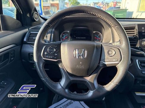 Used 2022 Honda Pilot TrailSport image 25