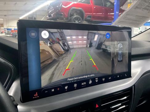 Used 2024 Ford Escape Platinum image 17