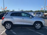 Used 2019 Chevrolet Trax LT w/ LT Convenience Package image 3