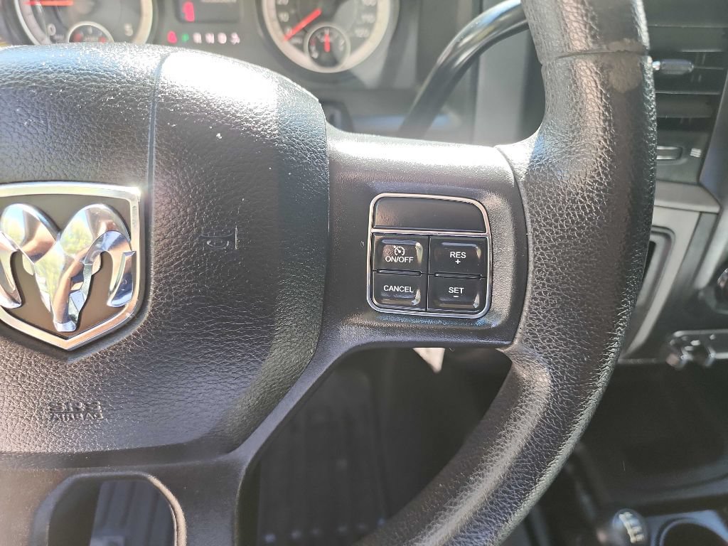 Used 2018 RAM 3500 Tradesman w/ Chrome Appearance Group AWD/4WD image 19