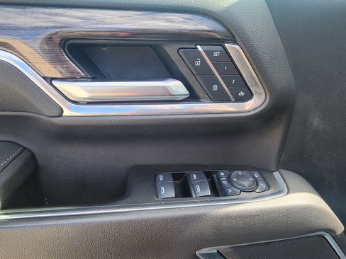 Used 2025 Chevrolet Silverado 2500 LTZ AWD/4WD image 13