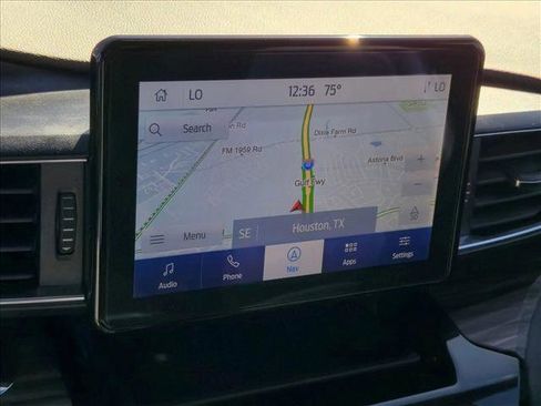 Used 2024 Ford Explorer Limited image 13