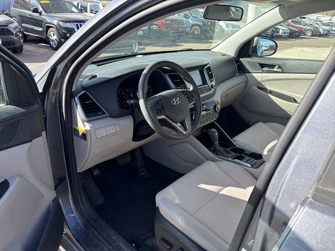 Used 2018 Hyundai Tucson SEL image 9