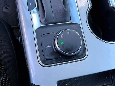 Used 2025 Chevrolet Blazer LT image 35