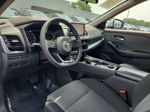 Certified 2023 Nissan Rogue SV AWD/4WD image 19