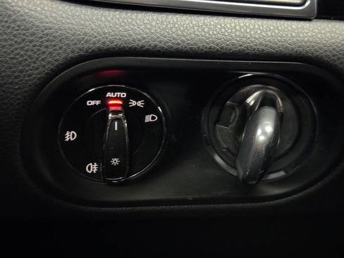 Used 2018 Porsche Macan S image 29