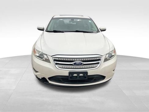Used 2011 Ford Taurus SEL w/ 201A Rapid Spec Order Code image 2
