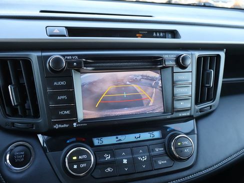 Used 2018 Toyota RAV4 XLE image 25