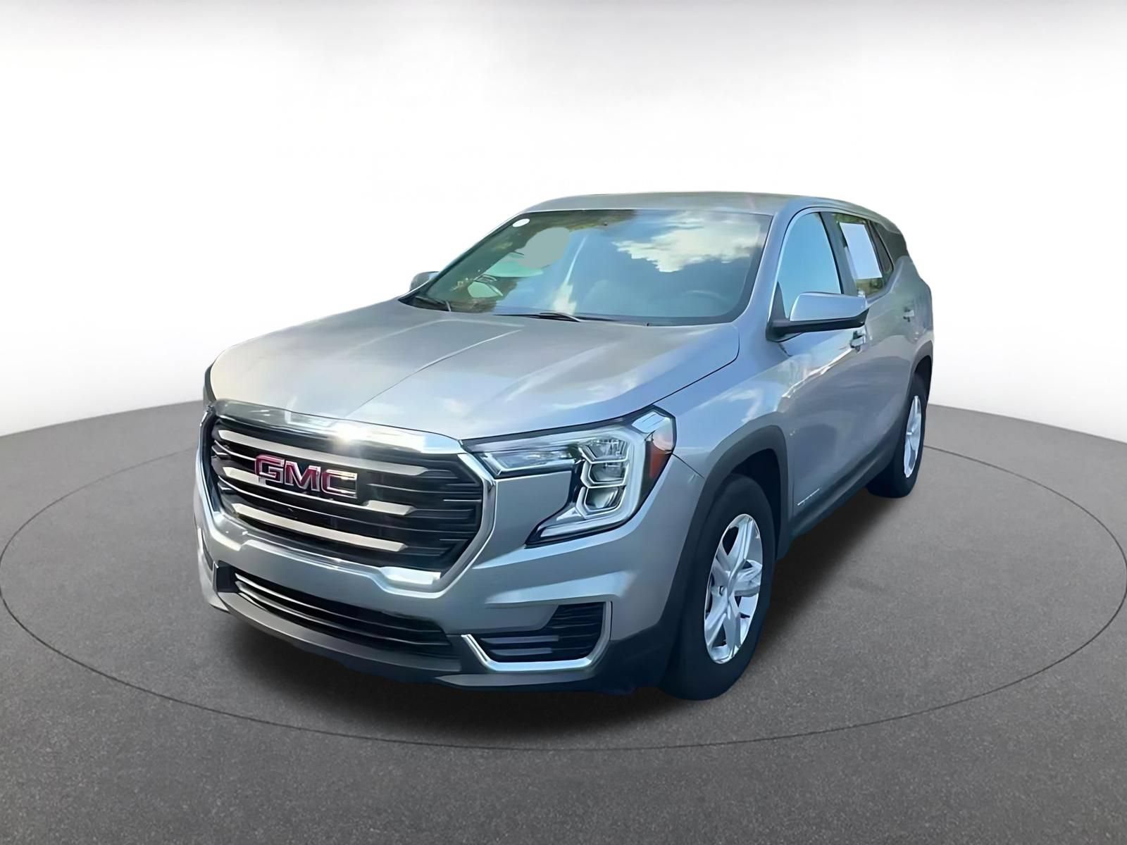 Used 2024 GMC Terrain SLE FWD image 6