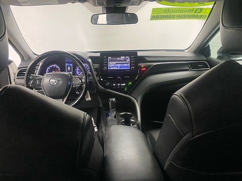 Used 2021 Toyota Camry SE image 27