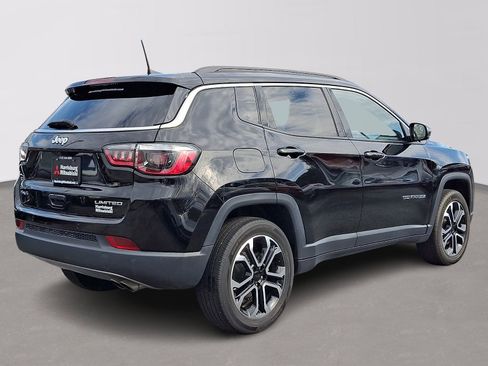 Used 2022 Jeep Compass Limited image 6