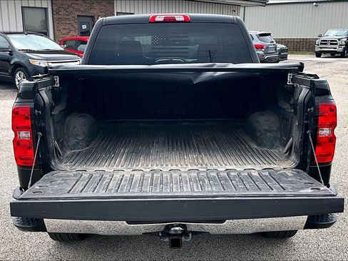Used 2017 Chevrolet Silverado 1500 LT w/ LT Eassist Package AWD/4WD image 19