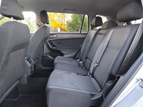 Used 2021 Volkswagen Tiguan S image 26