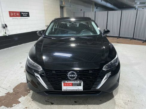 Used 2024 Nissan Sentra SV FWD image 6