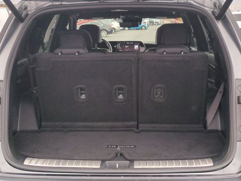 Used 2024 Hyundai Palisade Calligraphy image 12