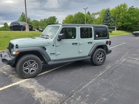 Used 2023 Jeep Wrangler Unlimited Sport AWD/4WD image 3