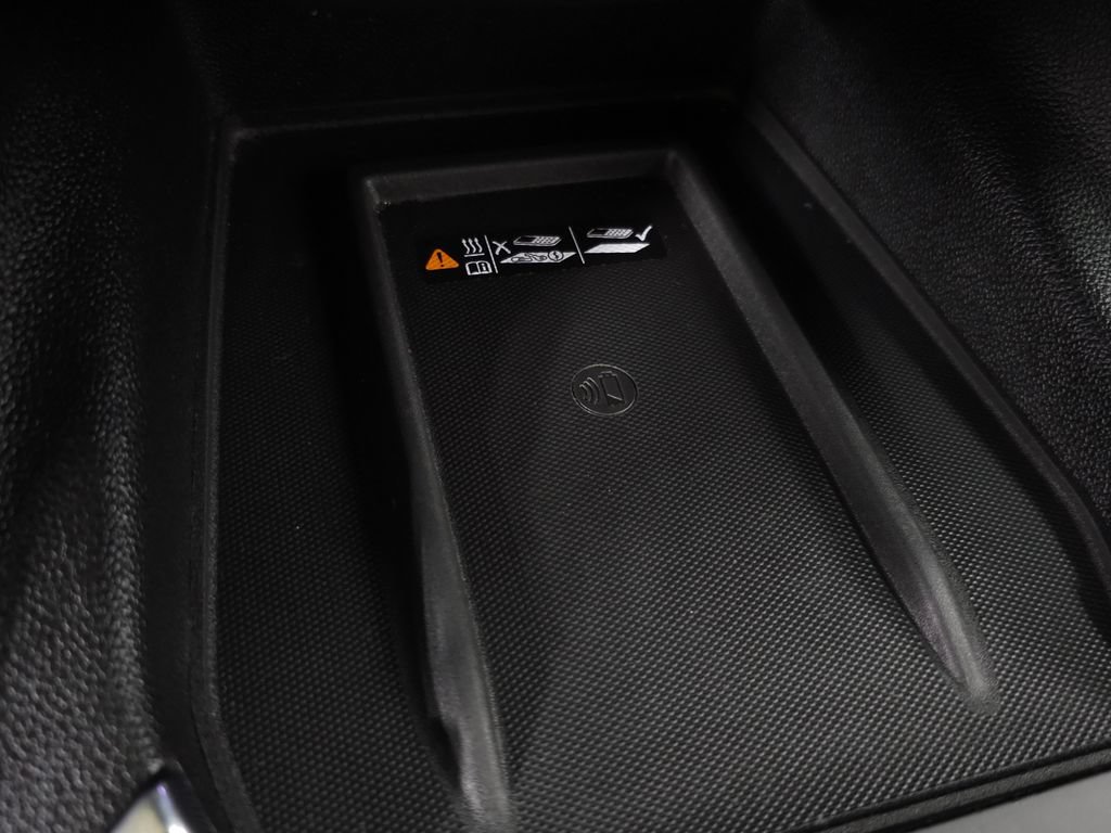 Used 2019 Chevrolet Traverse Premier w/ LPO, Floor Liner Package AWD/4WD image 31