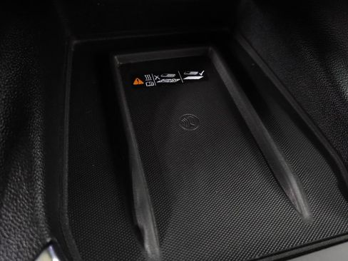 Used 2019 Chevrolet Traverse Premier w/ LPO, Floor Liner Package AWD/4WD image 31